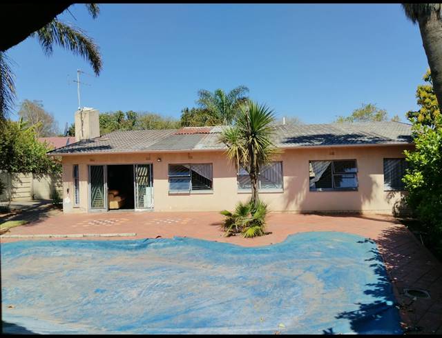 3 BEDROOM HOUSE FOR SALE IN BIRCH ACRES